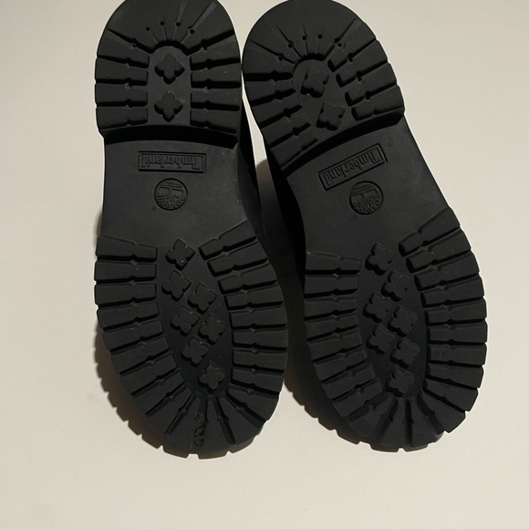 Timberland Black Boots - Picture 4 of 8
